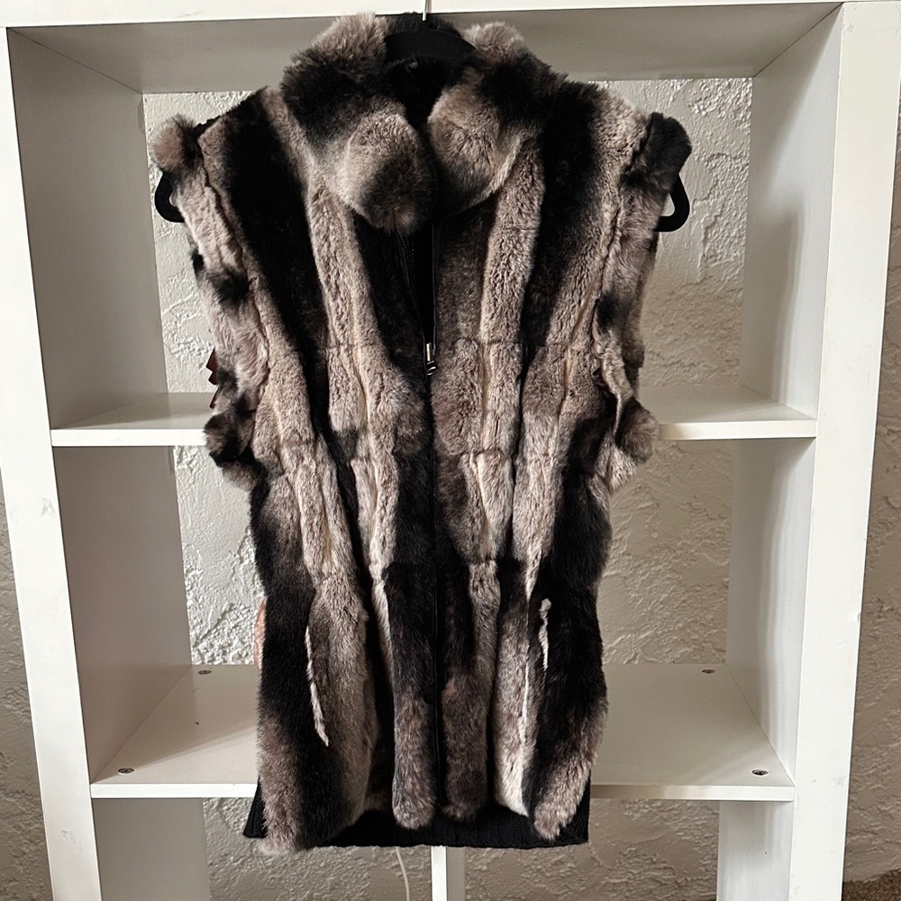 Sleeveless Fur Vest in Gray and Black - Women's Luxury Layer